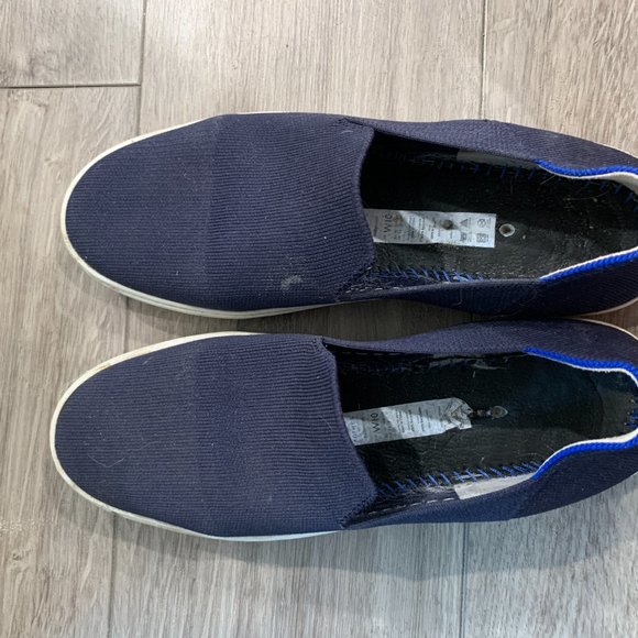 Navy Rothy's W10 - Picture 7 of 7